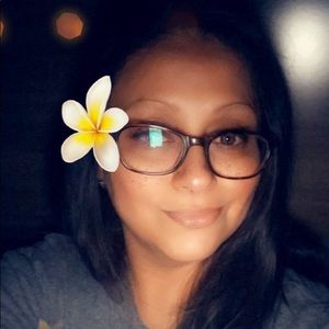 Meet your Posher, Leticia